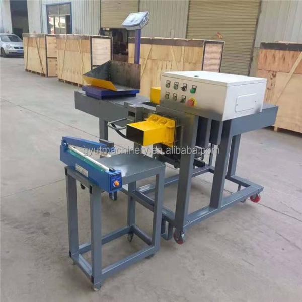 Embalagem de roupas de cama para hamster feita fácil com 30t Pressure Wood Shavings Baler