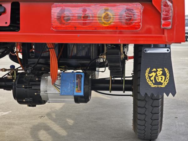B05 Three Wheeled Freight Vehicle Rated Load 2000 Kilograms