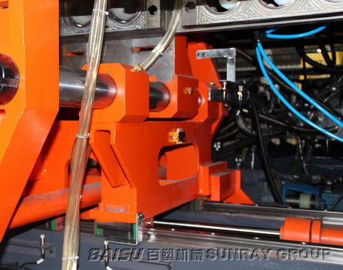 Plastic Ocean Ball Double Station Blow Molding Machine 1 Year Guarantee