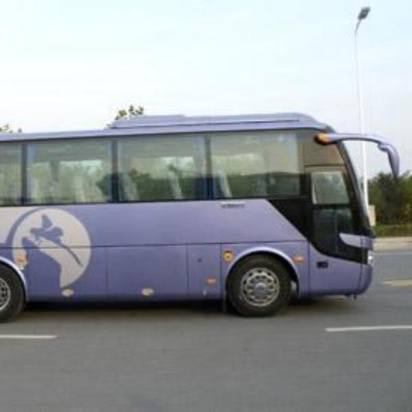 High Quality Second-hand Yutong bus Yutong 6122 airbag chassis double door 33-54 seats