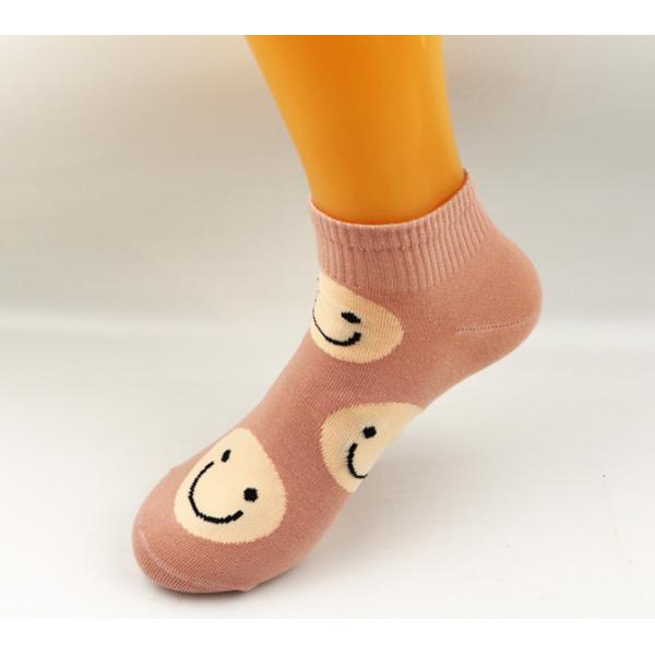 Customized Logo Ankle Length Socks Breathable Anti Bacterial Socks For Pretty Girls