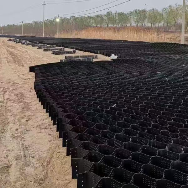 Textured High Cellular Confinement System Honeycomb HDPE Geocell For Road Foundation Slope Protection Parking Lot Driveway Retaining Wall