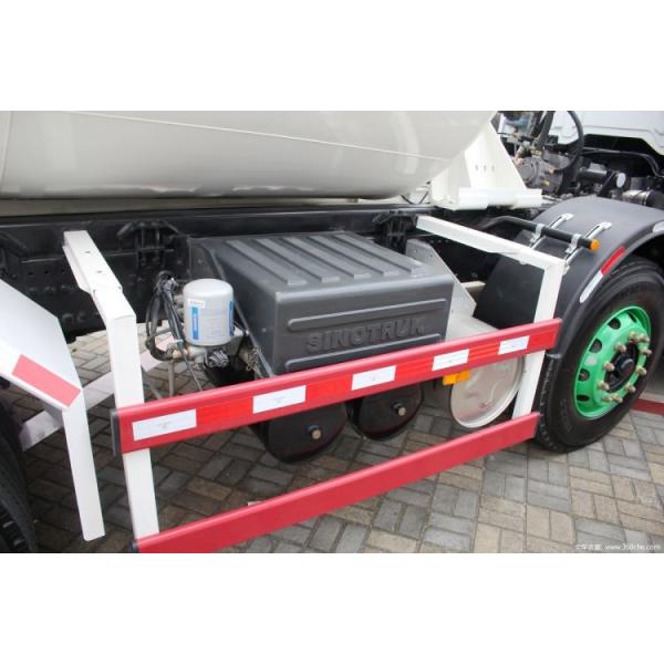 340 HP 8X4 7.99 Square Concrete Mixer Truck Hauman H5 6.8L Diesel Fuel Engine Capacity