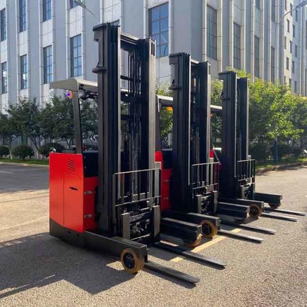 CQD30BS 3.0T Reach Pallet Stacker 3000kgs 48V Reach Fork Truck