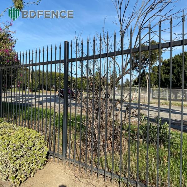 Vibration-Dampening Tubular Steel Fence Machinery Protection