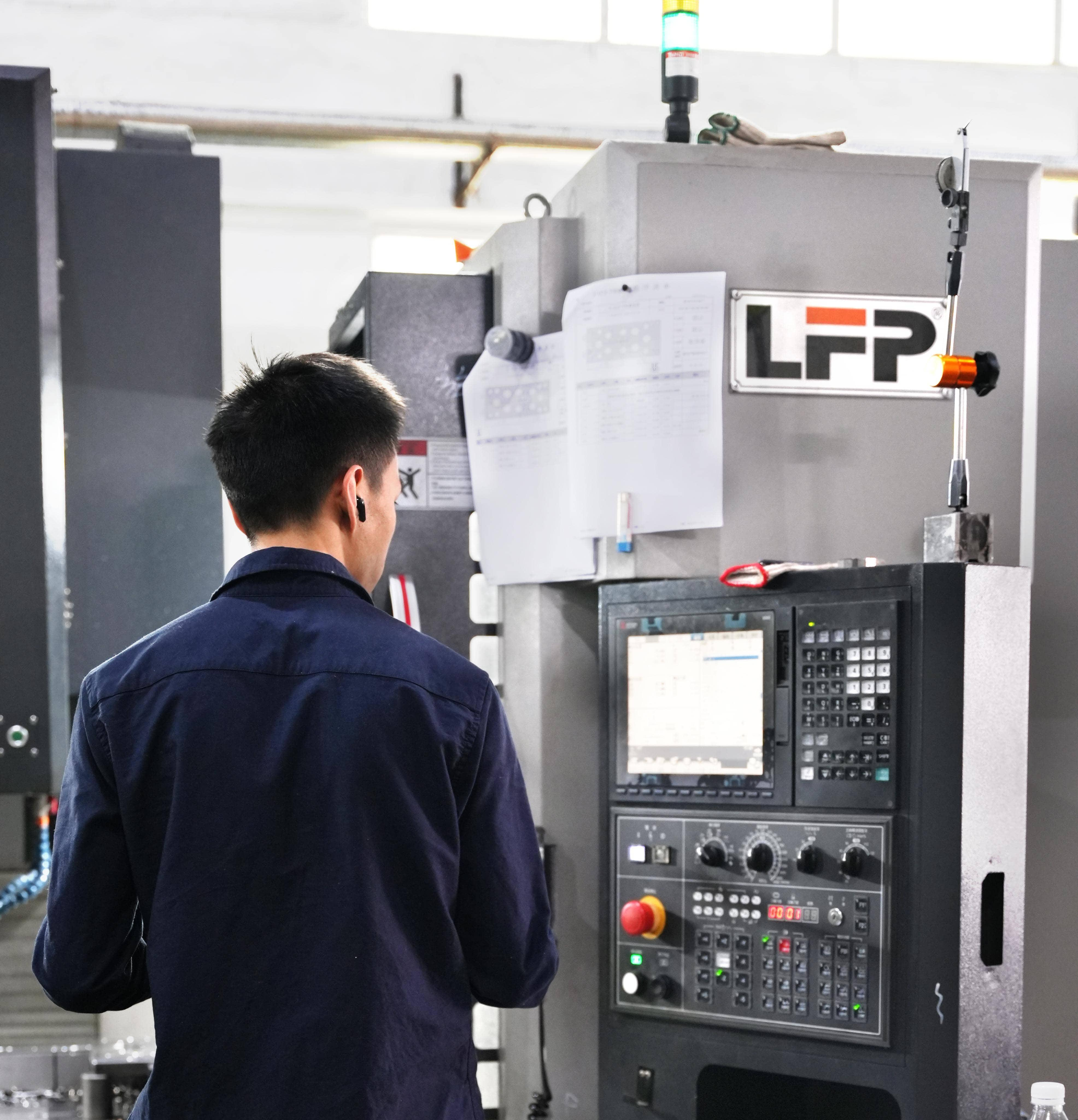 LS-1580L Gantry Type Vertical Machining Center Three Axis CNC Vertical Machine Center