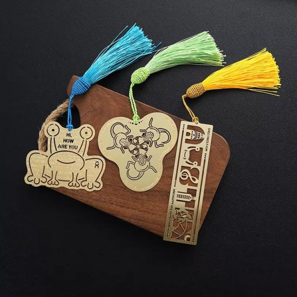 Promotional Gifts Enamel Zinc Alloy Metal Bookmark Custom Personalized Bookmark 3D Cute Cartoon Anime Bookmarks for Book