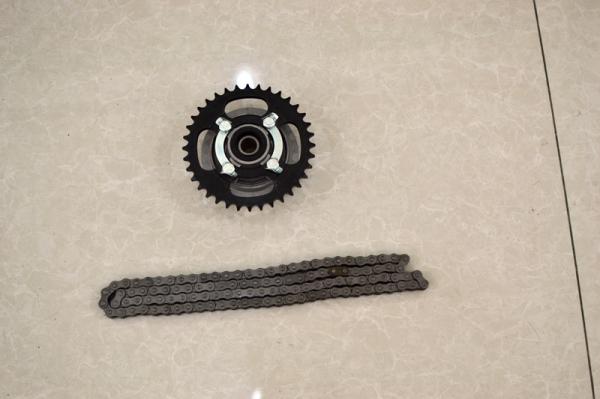 428H High Performance Motorcycle Chain , Strong Structure Motorcycle Sprocket Chain