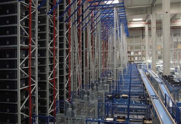 Intelligent Automatic Pallet Storage Racks , Warehouse Storage Systems Height 10-30M