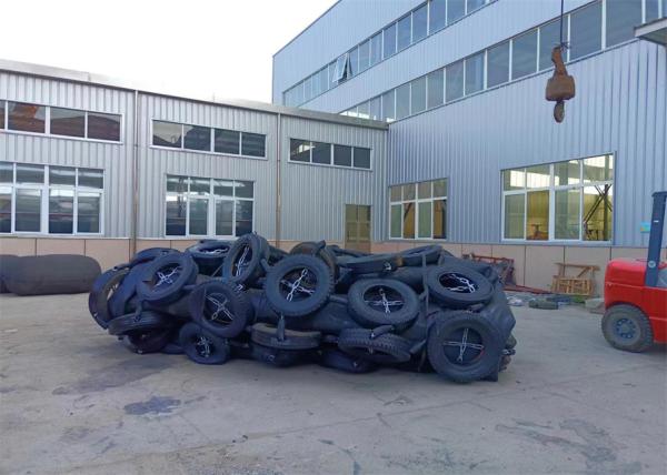 Yokohama Floating Ship Pneumatic Rubber Fender 3.3*6.5M 50kpa With Chain Tyre