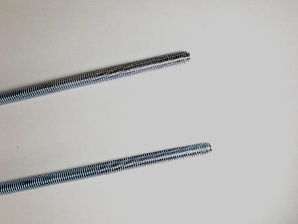 M18 Zinc Plated Carbon Steel Threaded Rod Class 4.8 DIN 975