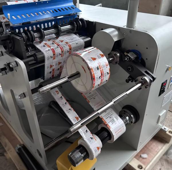 Machine de découpe de labels automatique 450 mm avec rembobineur à tourelle 220V