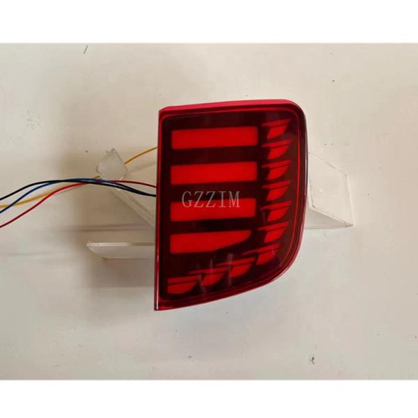 Lampe de brouillard arrière lampe de pare-chocs arrière en style Dragon Scale pour Land Cruiser LC200 2008-2015