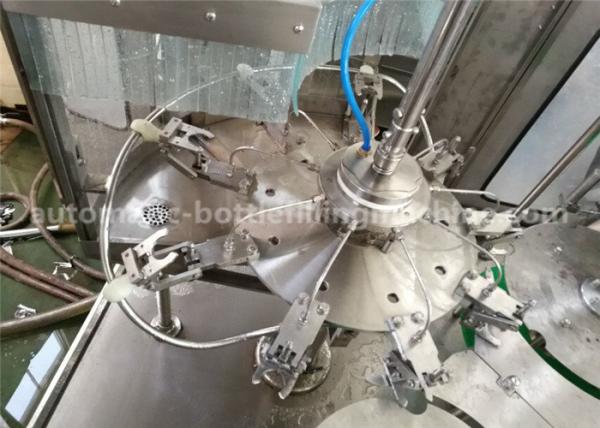 銀製灰色のプラスチック ペットボトル ウォーターのための5L水差しの充填機2.2KWモーター力
