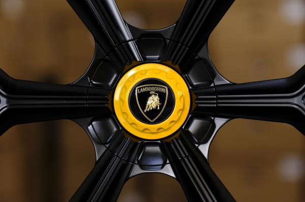 23x10j Matte Black Forged Alloy Wheels Aluminum Aftermarket Wheels 71.5