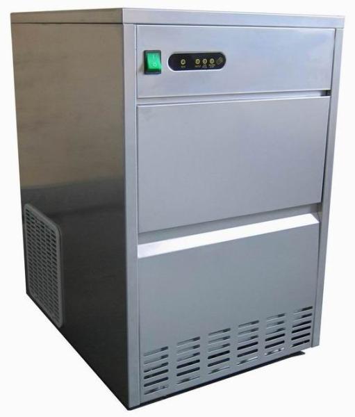 ICE MAKER