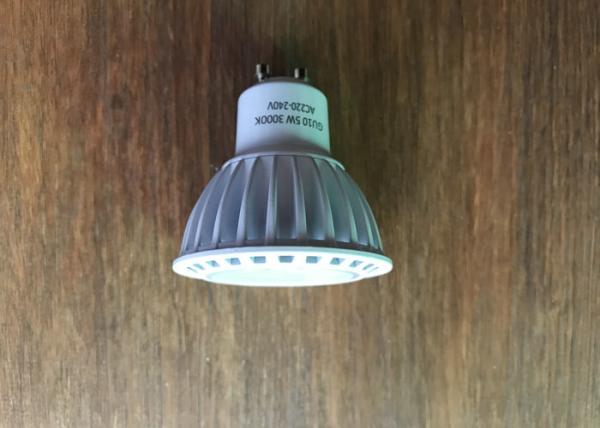 Epistar SMD3030 5 Watt LED Spot GU10 AC220V 3000K Aluminum Shell White