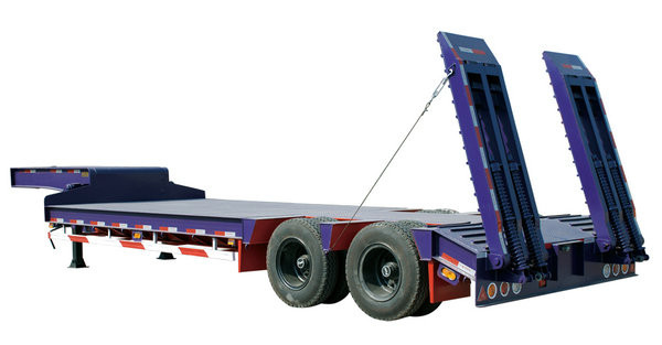 SKD Type Low Bed Trailer Truck , Gooseneck Flatbed Lowboy Trailers For Machine Transportaion