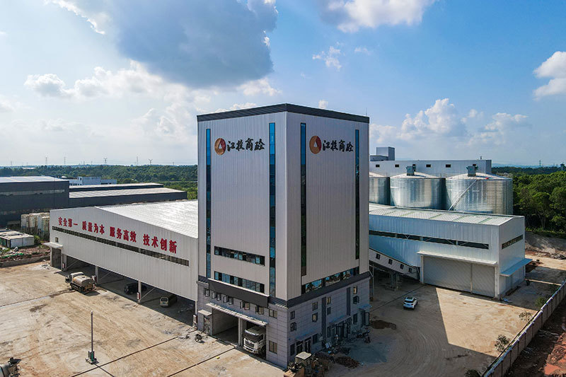 Overhead Belt Concrete Mixing Plant 300m3/H For Cement Water Admixtures