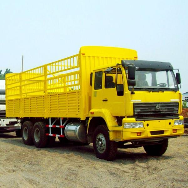 Yellow 20 Ton Heavy Cargo Truck  Euro 2 6x4 Drive With U Profile ZZ1257N4641A