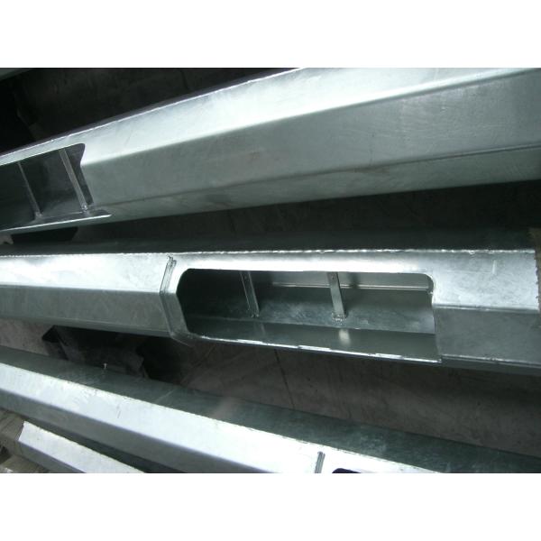 Q345 Steel Tapered Polygonal Road Lamp Pole Hot Dip Galvanization Long Life