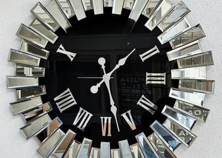 Opulent Copper Mirror Wall Clock with Silent Movement and Customizable Design