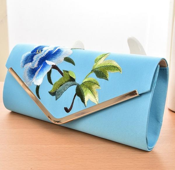 Women's floral embroidery evening bag clutch bag handbag retro national wind 2016 new spring models handbags