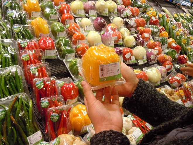 Price adhesive label for chain stores