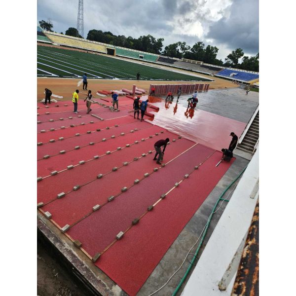 Turnkey Sandwich Rubber Running Track – One-Stop Solution for UAE & Saudi Arabia