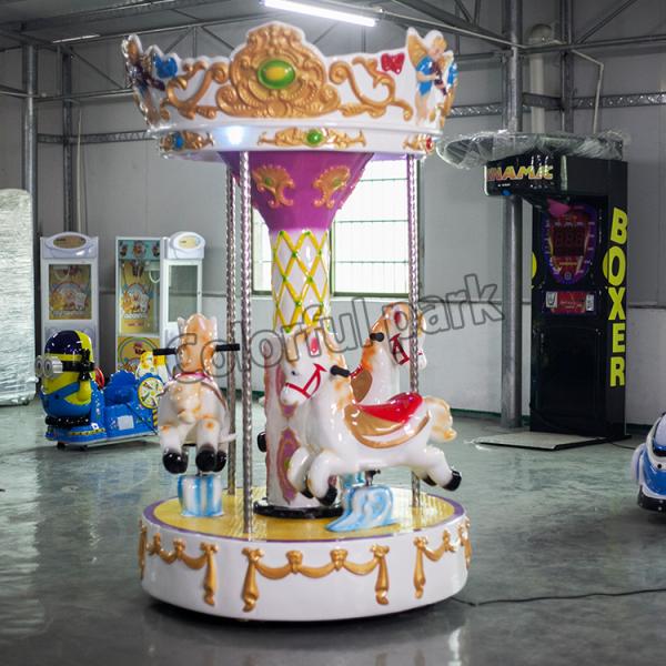 Дети мини лошадь Carousel едет веселое задворк эксплуатируемое монеткой идут круглая монетка привелись в действие езды детей