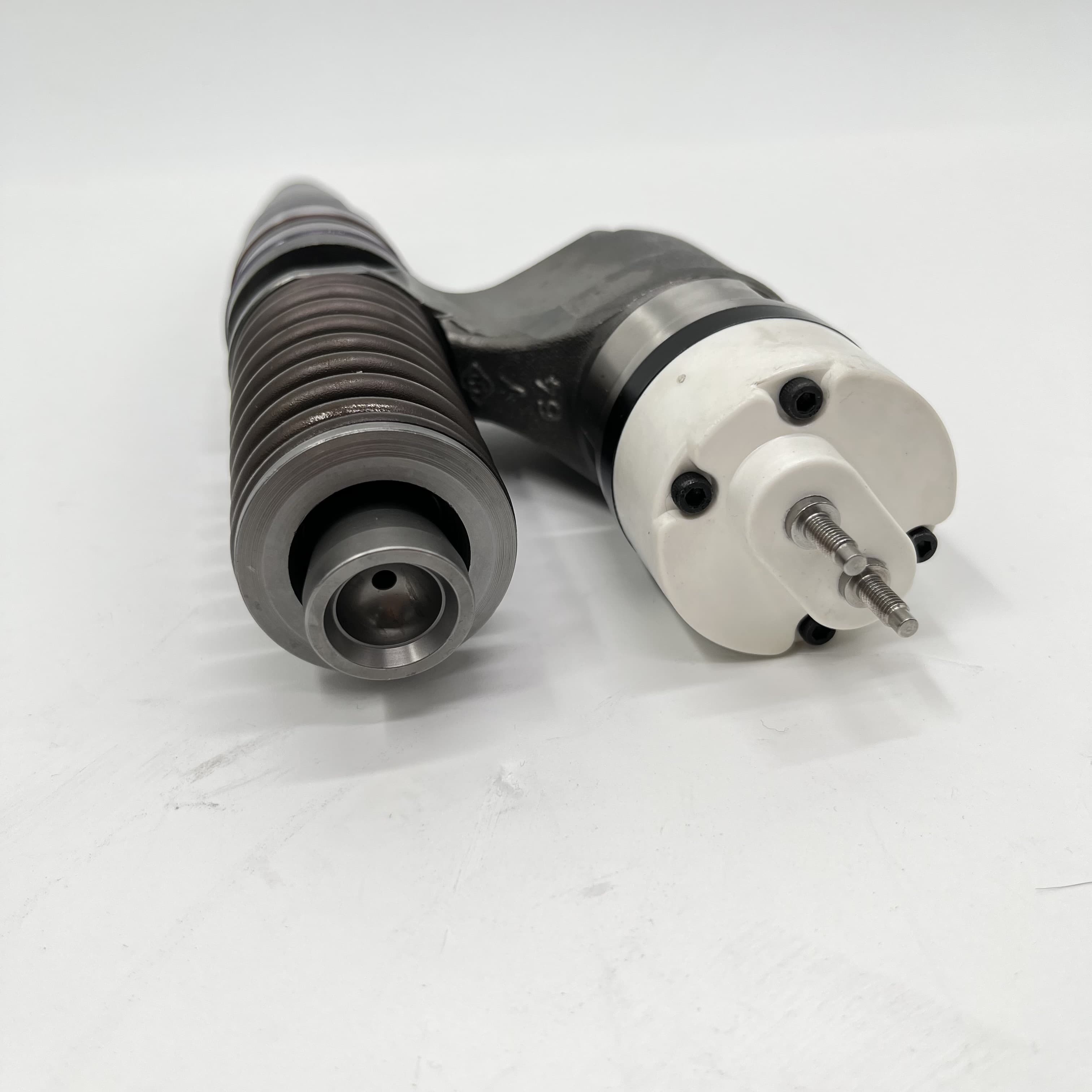 8112557 EUI Vo-Lvo Fuel Injector For FH12 Trucks And EC360B EC460B Excavators
