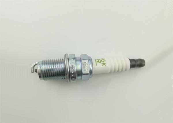Nissan Altima Sentra Infiniti QX4 Spark Plugs 22401-50Y06 BKR6E-11 1 Year Warranty
