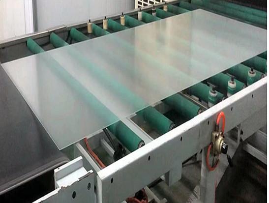 Half Cell 450W Solar Photovoltaic Glass Ultra Clear For Curtain Wall