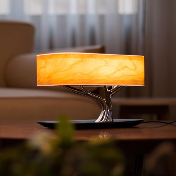 5WテーブルLED夜ランプのライトの無線充電器の電気スタンドの木