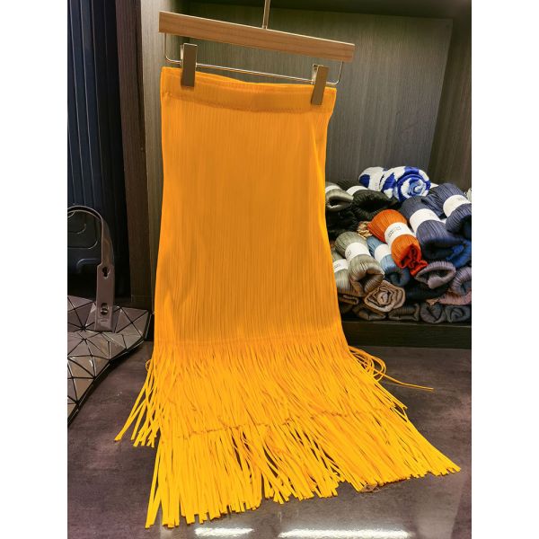 2024 Women's High Waisted Pleated Skirt Solid Color New Fashionable Tassel Age Reducing and Slimming Breathable Skirt