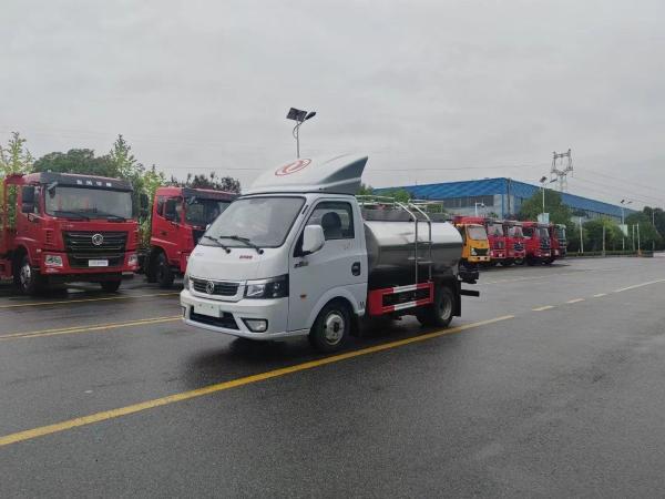 Dongfeng DFAC Food Grade Stainless Steel Tanker Truck 8000 Liter Milk Tank Truck
