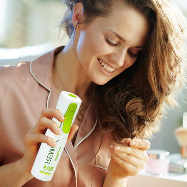100 ml de garrafa de plástico cilíndrica personalizada de cor com spray branco para garrafa de spray