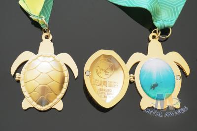 Turtle Shell Animal Medals With Colorful Satin Ribbon , Printing Sticke With Gloss Dome Covered