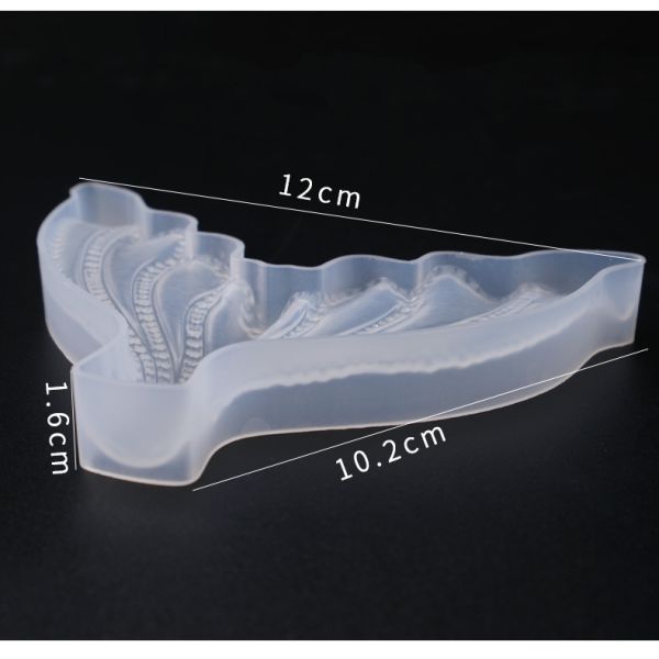 DIY crystal dropper mold, three-dimensional large fish tail mold, mirror display table, mirror silicone mold wholesale