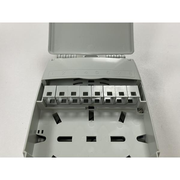 Wall Mount Fiber Optic Terminal Box 8 Port FTTH Indoor NAP Box For 2*5 Flat Drop Cable