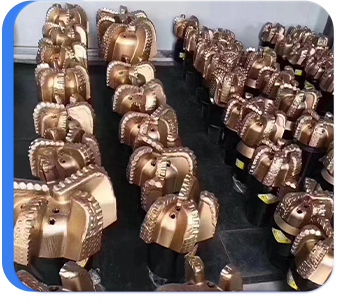 5 Wings Petroleum Drilling Equipment PDC Drilling Bit for Geological Mining Exploration