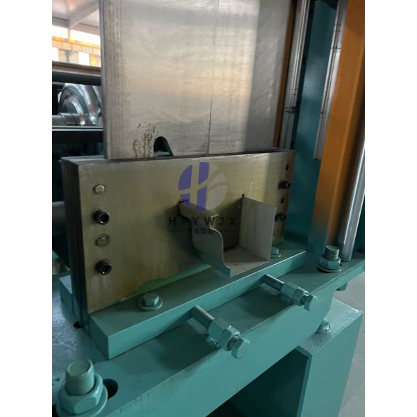 High Output Industrial Gutter Downspout Pipe Roll Forming Machine 16 Stations Hydraulic Pressure