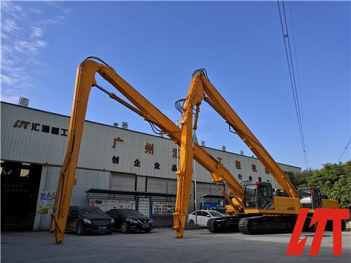 Empilhadeira de escavadeira empilhadeira de equipamento pesado para vários tipos de escavadeira