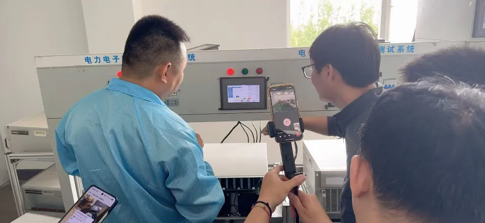 Hyrbid Power Factor Correction Power Quality Control
