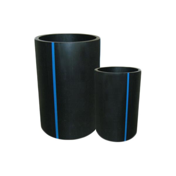 Quatro pontos da drenagem do PVC conduzem a tubulação de água 20 25 32 40 50 63 75mm transparente do PVC