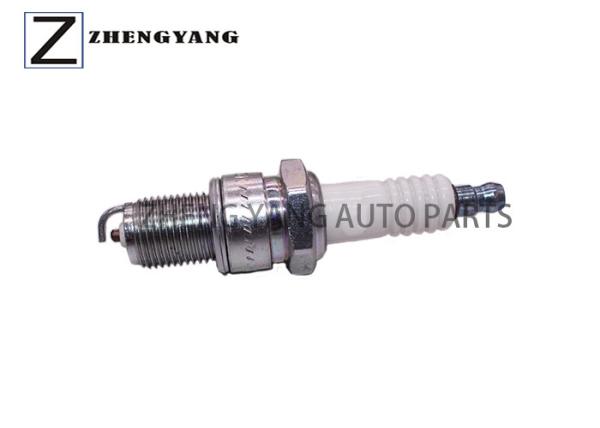 BP5EY Auto Spare Part Japanese Spark Plug Car Engine Nickel Copper Stable