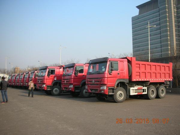 336hp 371hp 25 Ton Diesel Dump Truck Right Hand Drive 9.726 L Displacement