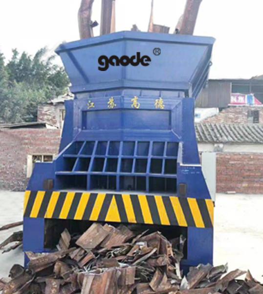 ISO90001 Vertical Shear Metal Scrap Shearing Machine For Packing Extruding