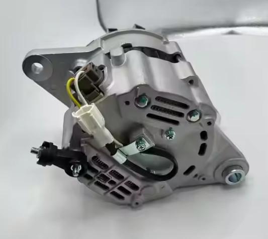 EX200-5 掘削機 建設機械部品 0350003871 0350003872 イスズウ 6BG1 エンジンの発電機