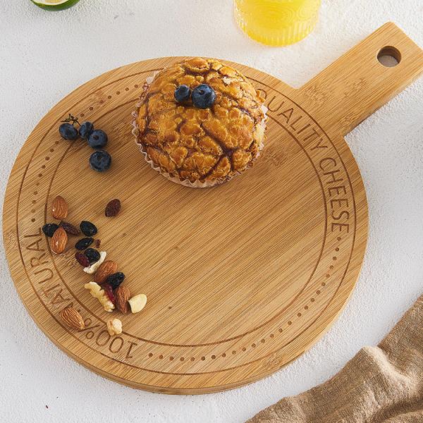 Органическая круглая бамбуковая разделочная доска с отверстием и ручкой